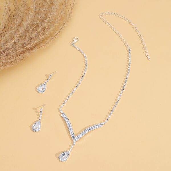 "Elegant Rhinestone Water Drop Necklace & Earring Set – Synthetic Zirconia - Image 3