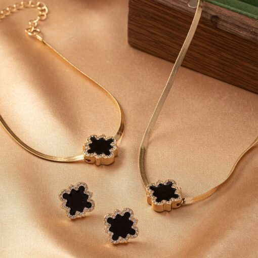 Elegant Vintage-Inspired Rhinestone Flower Jewelry Set – Necklace, Bracelet & Earrings for Women - Image 2