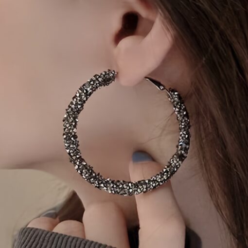 2pcs Frosted Statement Hoop Earrings for Women – Bold Party Accessories - Image 2