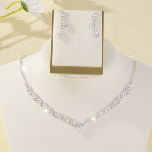 Elegant Bridal Jewelry Set – Luxurious Rhinestone Necklace & Earrings for Weddings & Parties - Image 4