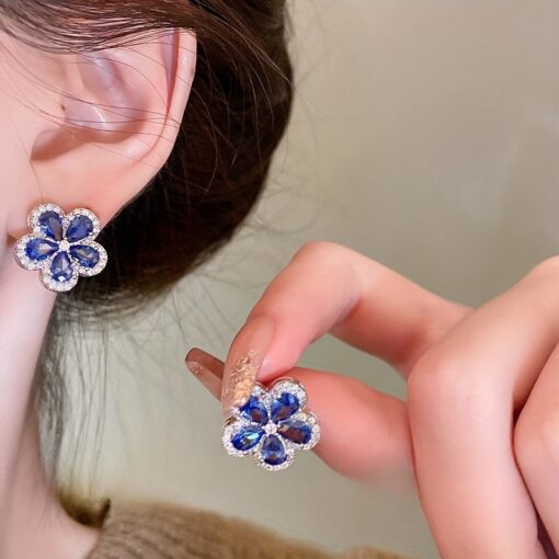 Elegant 3-Piece Blue Flower Jewelry Set – Necklace & Earrings for Weddings, Parties & Gifts - Image 3
